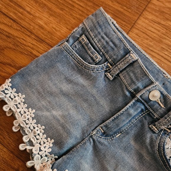 Wonder Nation 4T little girls shorts - Picture 4 of 8